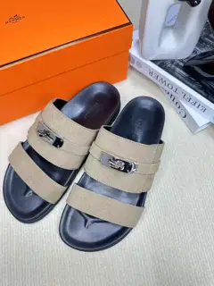 Hermès cowhide H slippers. Paris original flyback mold perfect creation of the highest