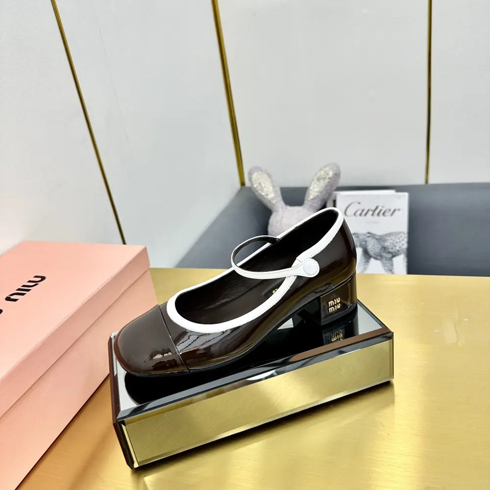 MiuMiu/MiuMiu 25ss early spring catwalk new slip-on loafers Mary Jane ballet