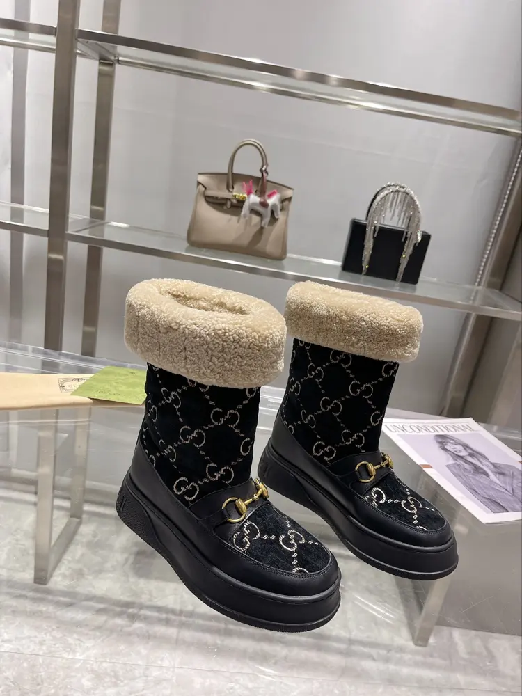 Gucci Merino sheepskin and fur snow boots