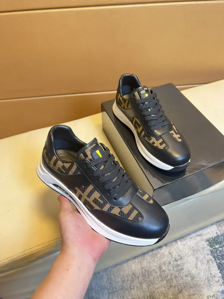 Fendi casual sports shoes sole: original sole