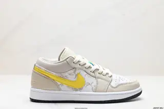 Nike Air Jordan 1 Low Sneakers CK3022-107