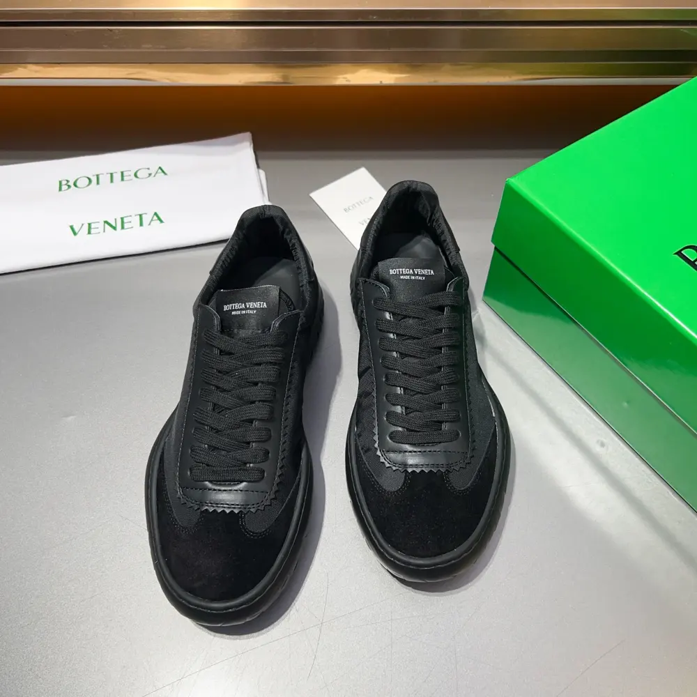 BOTTEGA VENETA fashion classic