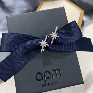 Apm monaco Baby six-pointed star earrings for women