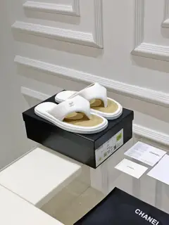 Chanel bread flip-flops are so beautiful