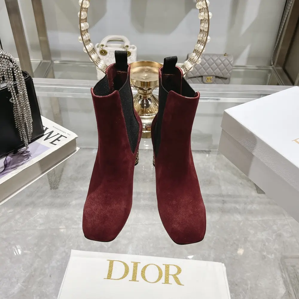 Dior 2024 autumn and winter new Icon series knight women’s boots celebrity style CD letter