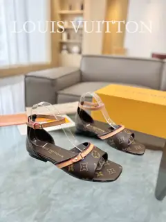 Louis Vuitton hollow sandals/ballet shoes