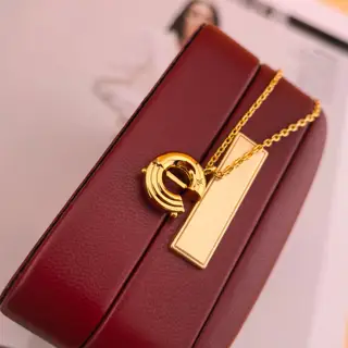 LOUIS VUITTON swept the fashion world