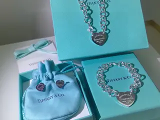 Tiffany earrings bracelets necklaces