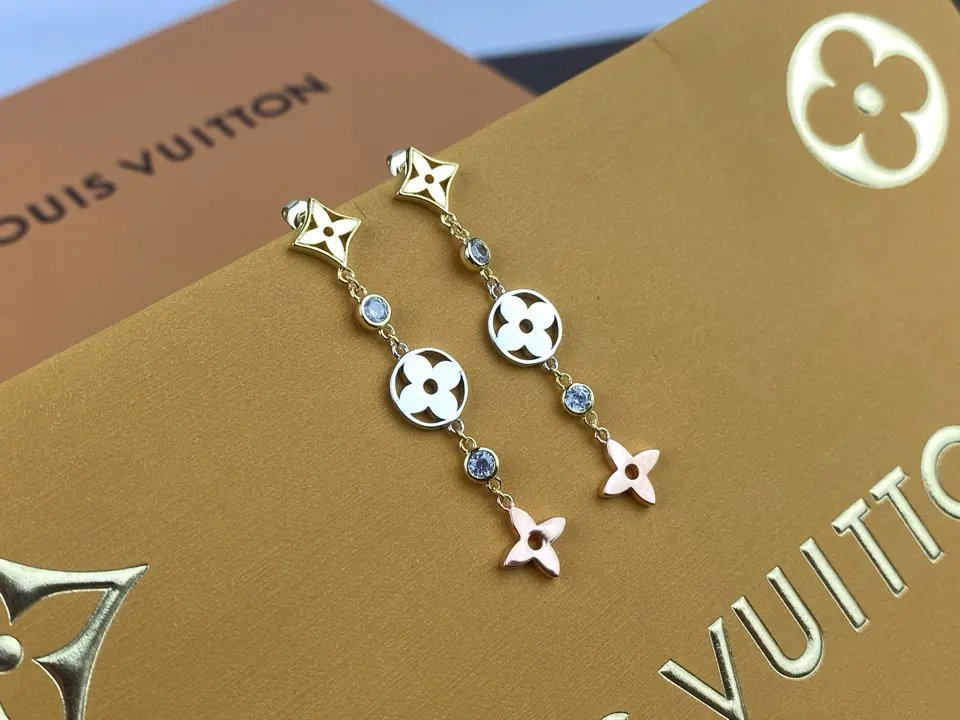 Louis Vuitton Idylle Blossom series earrings
