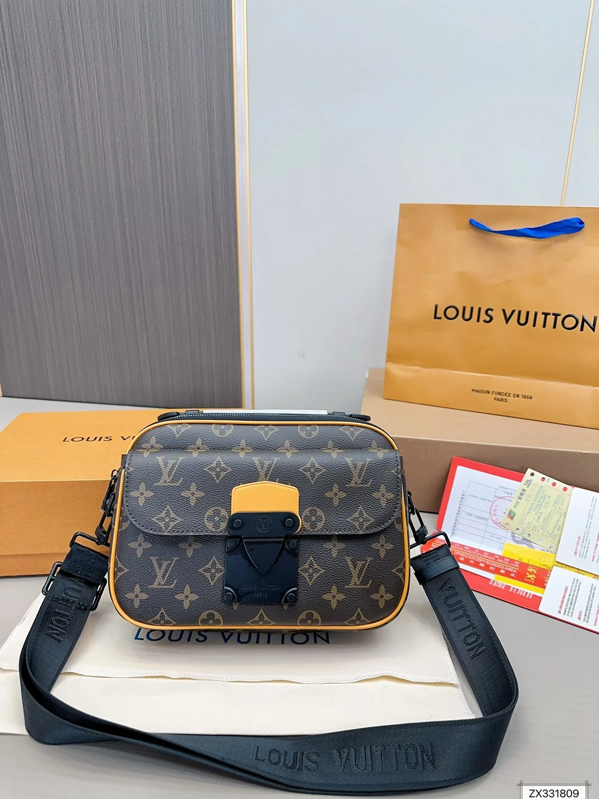 Louis Vuitton Bag