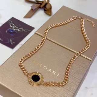 Bvlgari DIVAS’ DREAM series is in perfect condition and has invincible details. The unique