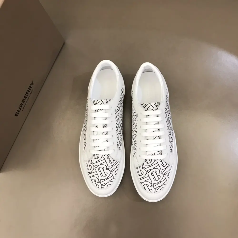 Burberry’s classic low-top sneaker for men