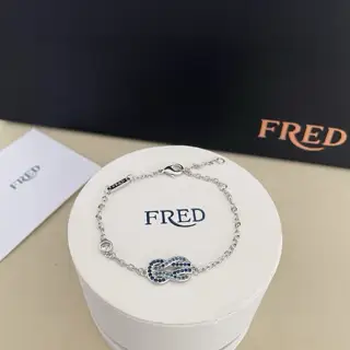 FRED 8-shaped clasp bracelet