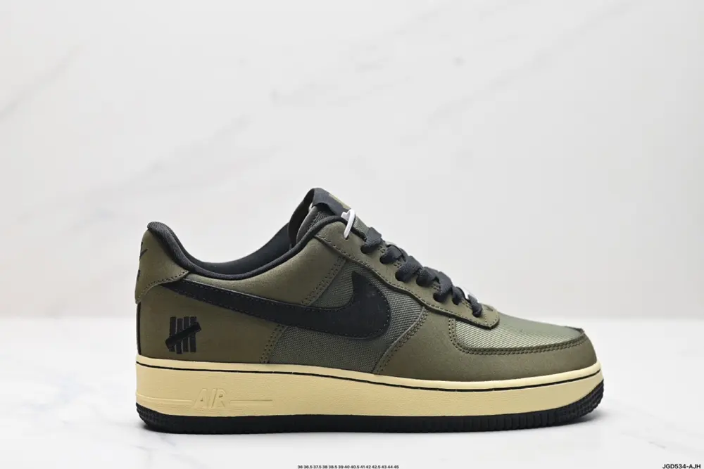 NIKE AIR FORCE 1’07 Sneakers DH3064-300