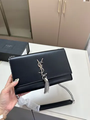 Yves Saint Laurent Bag