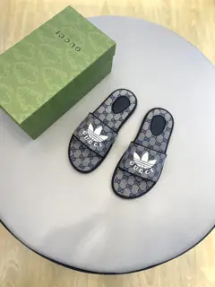 Gucci high-end men’s summer slippers