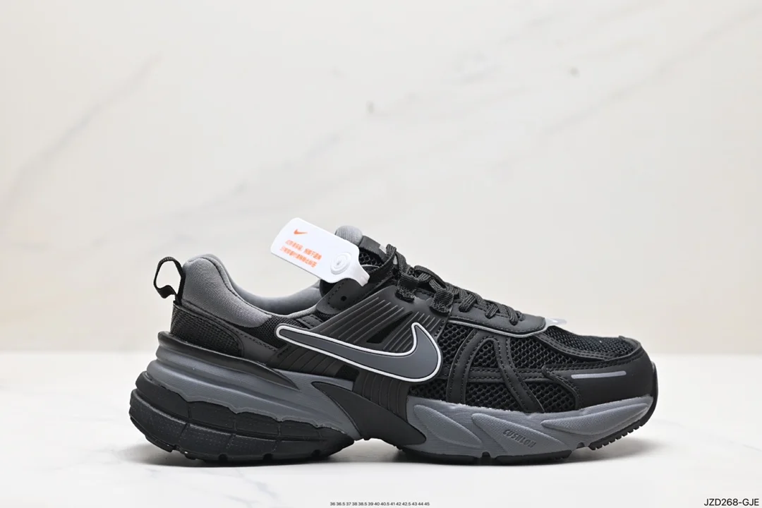 NIKE V2K Runtekk shock-absorbing and non-slip retro low-top running shoes. The material FD0736-003