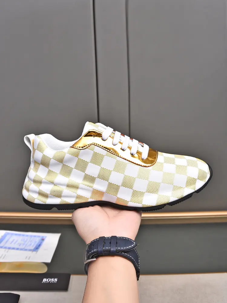 BOSS fashion hit