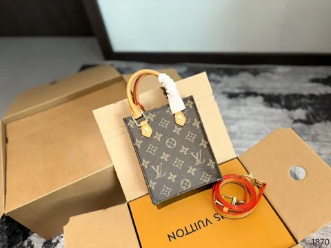 Louis Vuitton Bag