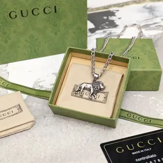 Gucci necklace Size: 60