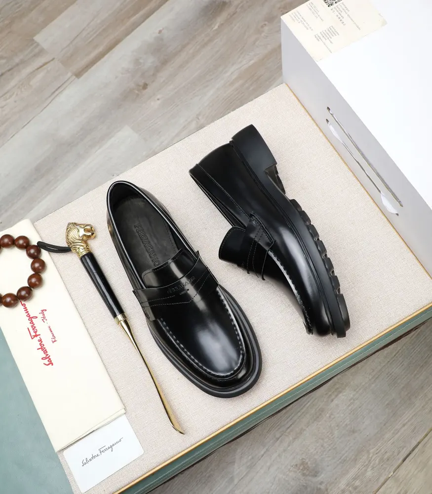 Salvatore Ferragamo men’s business casual leather shoes