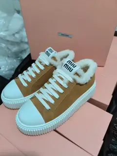 Miu Miu Miu new wool sneakers P