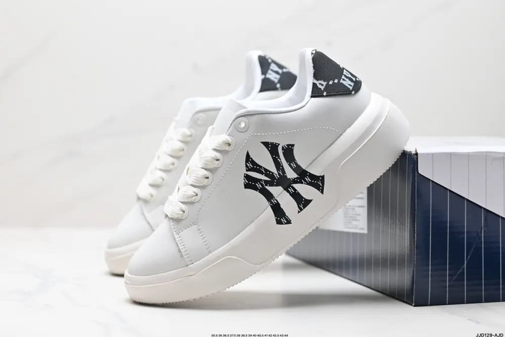 MLB Chunky Classic Heel Dia Monogram LOGOERTE Low-top Sneakers 3ASXCCB3N