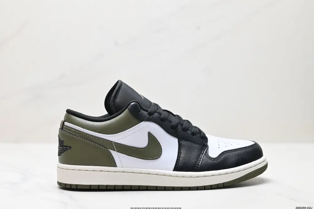 Nike Air Jordan 1 Low Sneakers 553558