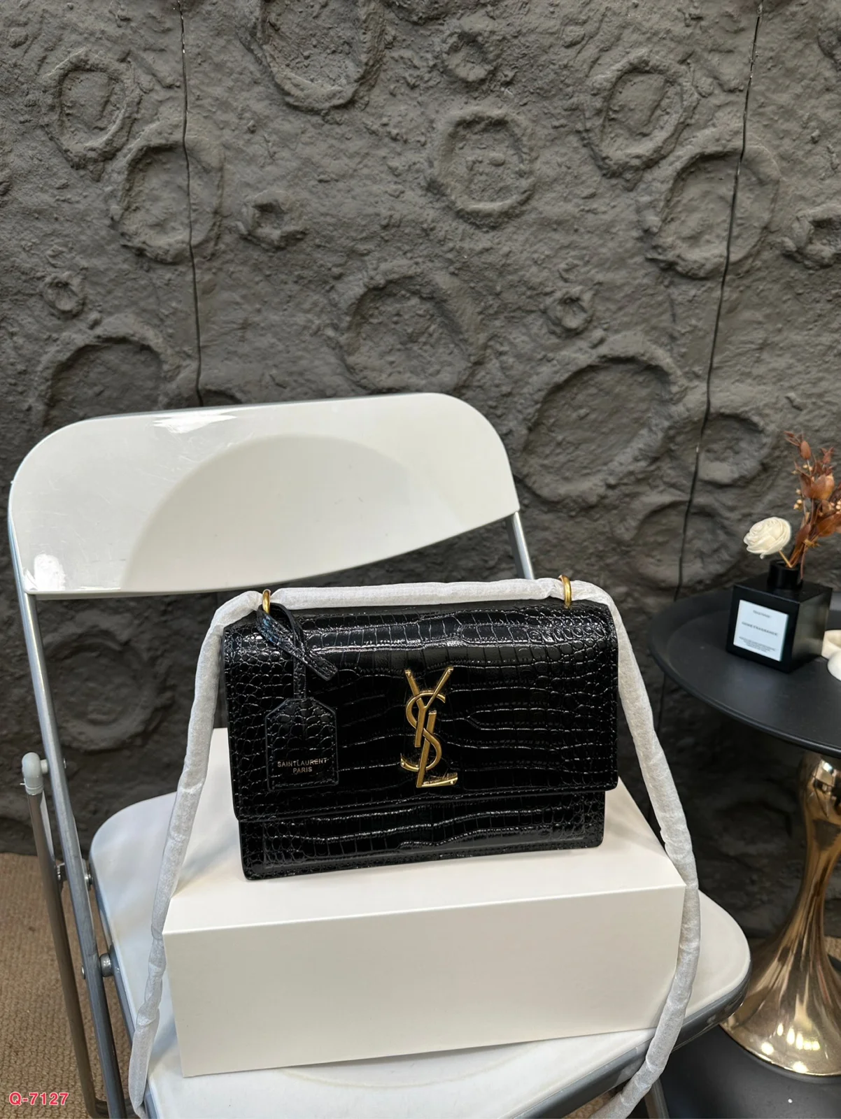 Yves Saint Laurent Bag