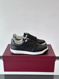 Gucci sneakers This low-top sneaker features a basketball-inspired silhouette with cutout