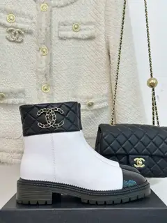 Chanel Paris catwalk diamond block heel boots series