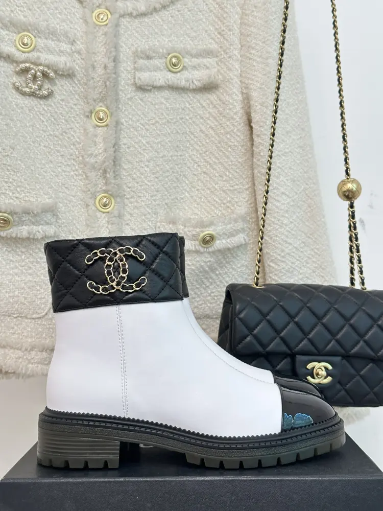 Chanel Paris catwalk diamond block heel boots series