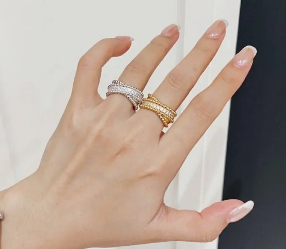 Van Cleef & Arpels Double Band Ring