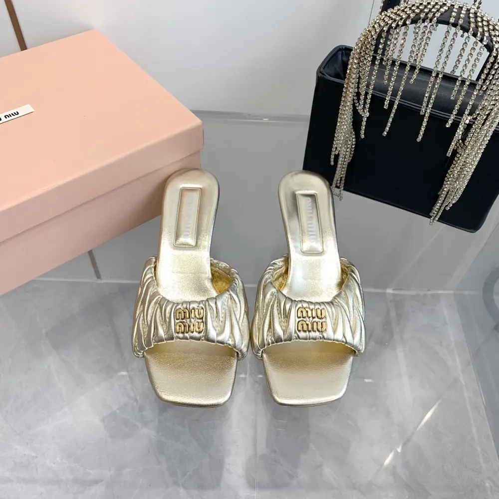 Miu Miu Miumi*2024ss new spring and summer flat lambskin sandals