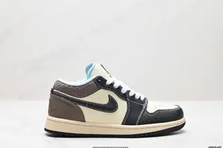 Nike Air Jordan 1 Low Sneakers HQ3437-101