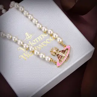 Vivienne Westwood Queen Saturn necklace