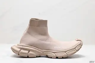 Balenciaga Using elastic knitted fabric material#Configured with EVA environmentally