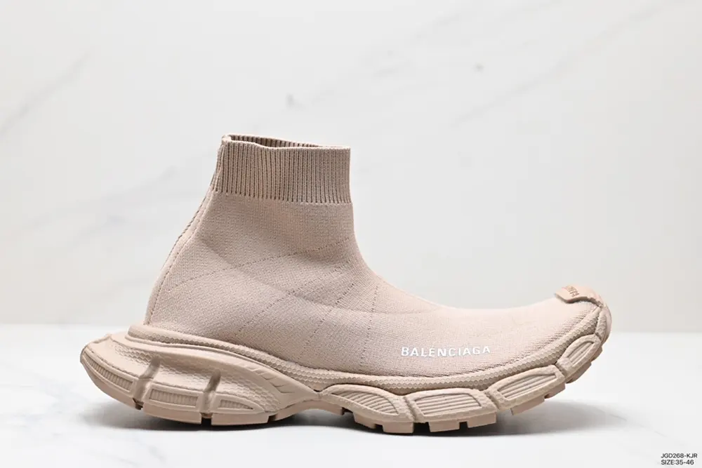 Balenciaga Using elastic knitted fabric material#Configured with EVA environmentally
