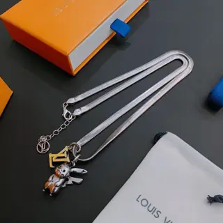 Louis Vuitton necklace
