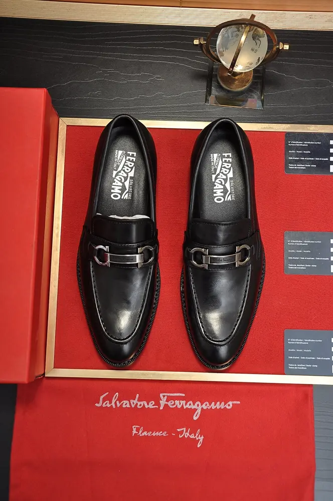 Salvatore Ferragamo casual formal men’s shoes Purchased from Hong Kong counters