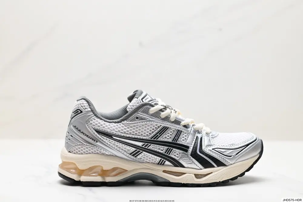 ASICS breathable mesh upper with some synthetic leather material uses the new AHAR+ rubber 1201A161-020