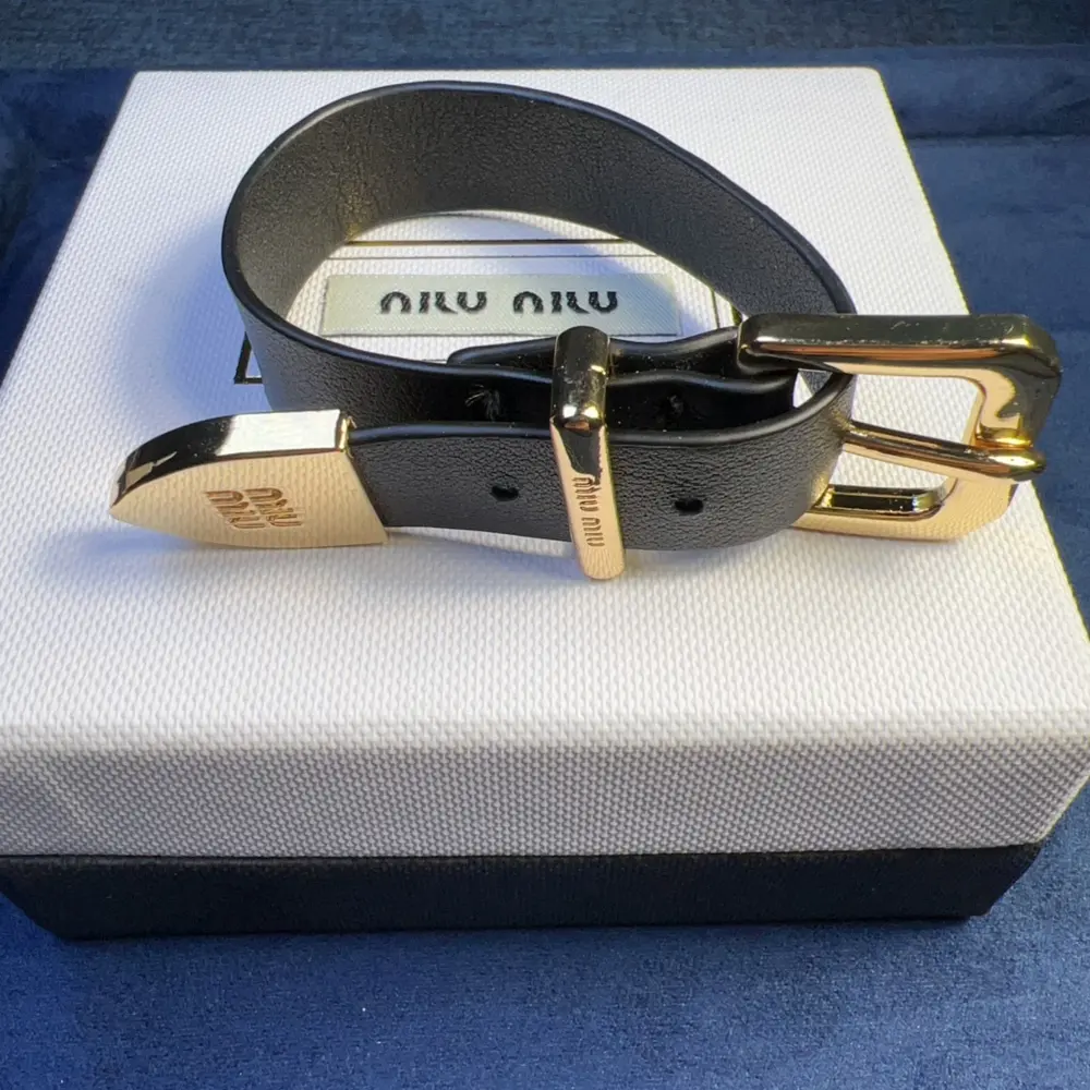leather bracelet