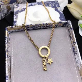 DIOR original new product round CD pendant micro-diamond star necklace high-end quality