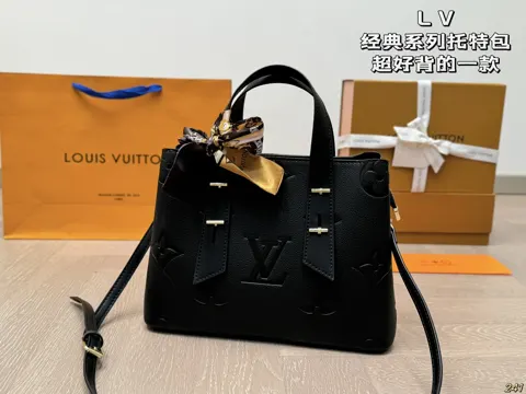 Louis Vuitton Tote