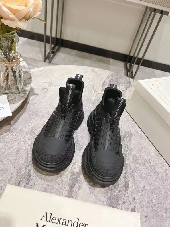 Alexander McQueen thick-soled zipper casual shoes