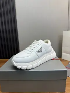 Prada casual sports shoes imported original cowhide stitching imported mesh