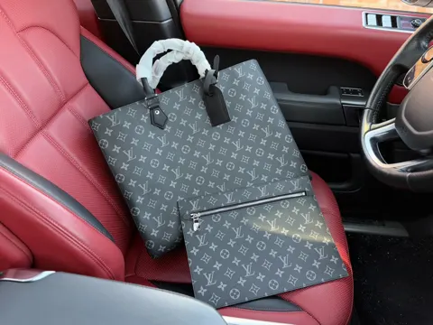 Louis Vuitton Bag M44733