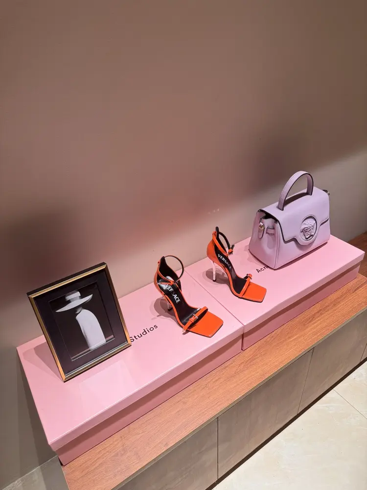 versace ‍ The perfect interpretation of Medusa Heels