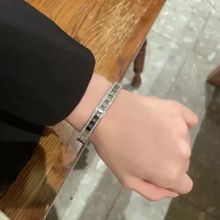 Louis Vuitton lettering hollow bracelet