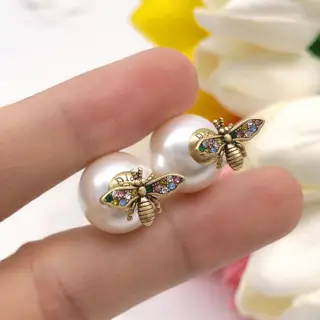 Dior bee pearl earrings